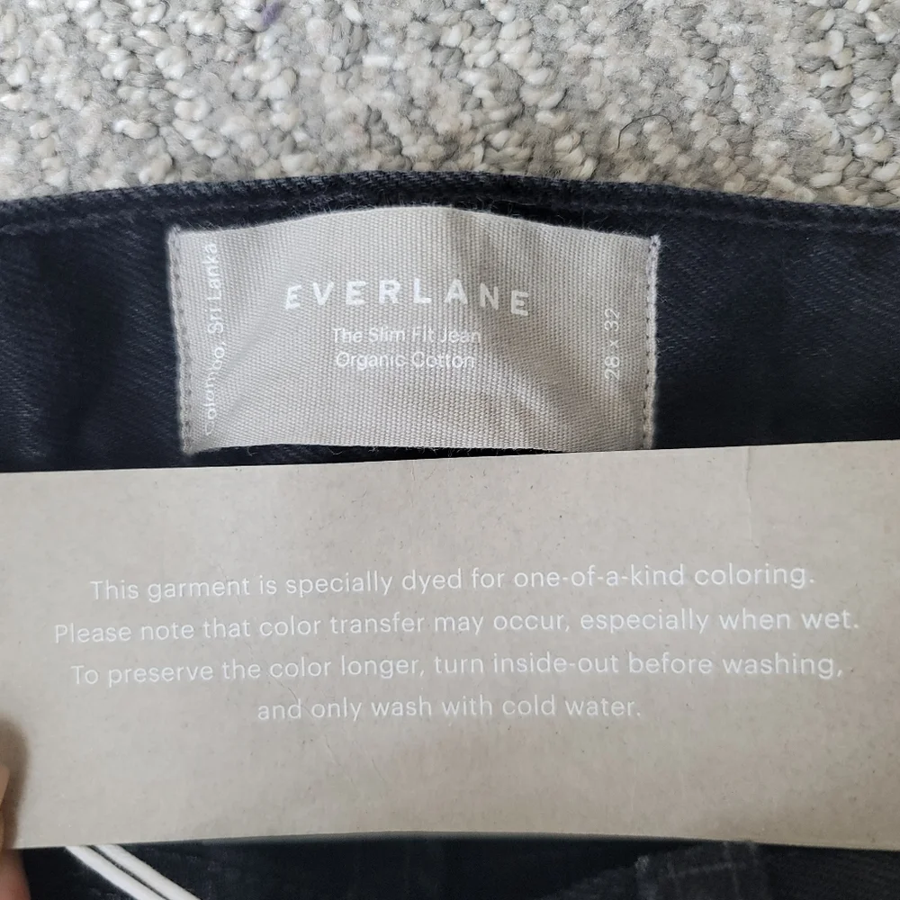 NWT Everlane The Slim Fit Jean, Size 28 x 32, Color Washed Black